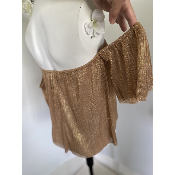 NWOT Forever 21 Rare Shimmery Rose Gold Off Shoulder Glam Disco Top Size Medium - Picture 6 of 12